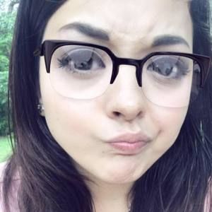 Meet your Posher, Lena